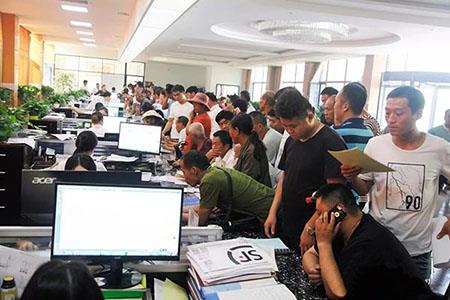 Заказы на краны для металлургического литья Хэнань-юньтянь показывают выброс trend.jpg Henan yuntian metallurgical casting crane orders show a blowout trend.jpg