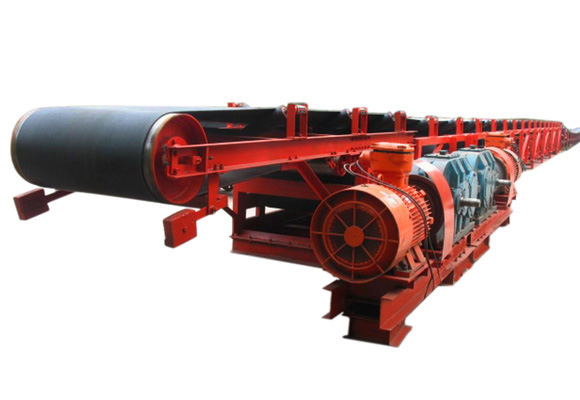 Ленточный конвейер с удлинительным типом